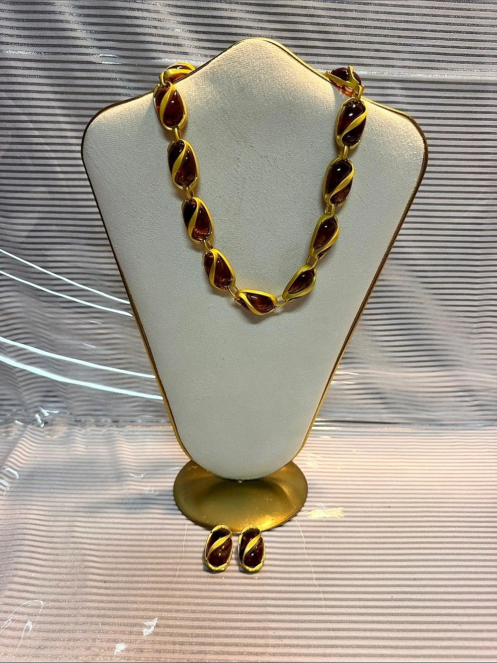 Brown & Gold Necklace and Earrings Set